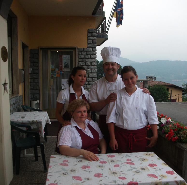 Hotel Poggio D'Oro Рива-ди-Сольто Экстерьер фото
